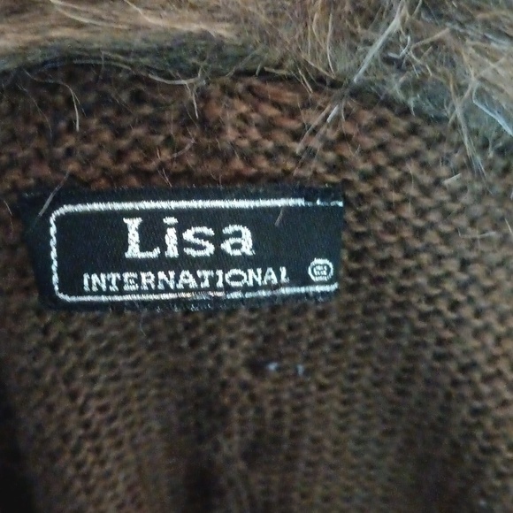 LISA International Faux Fur vest size Medium - Picture 4 of 4